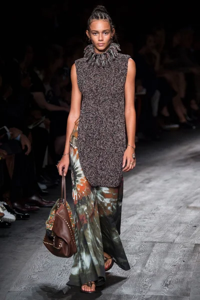 Look 39